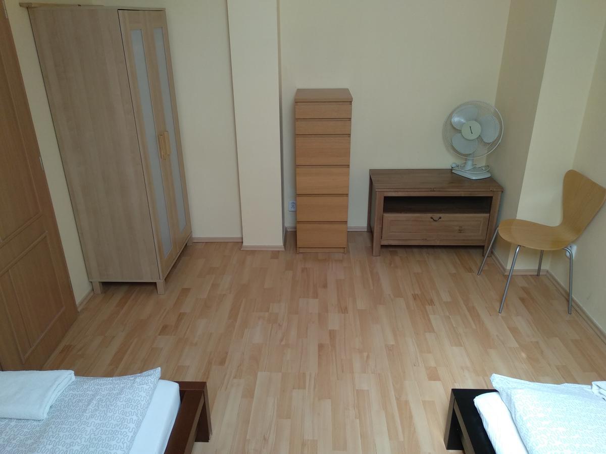 Pinkas Apartment Prag